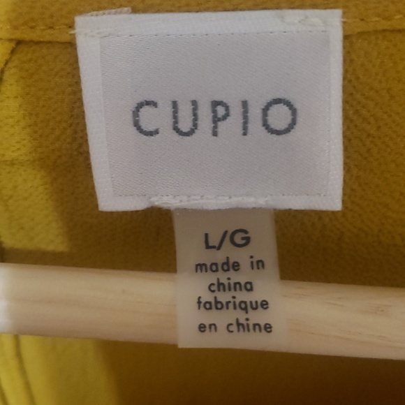 Sz L mustard yellow blouse, long sleeve - Picture 3 of 6